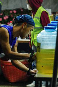 BIB: 
                            <button type="button" onclick="openModal(22297343)" class="btn btn-primary btn-sm float-right btn-popup" data-toggle="modal" data-target=".modal-high-quality">
                        <i class="fas fa-shopping-cart"></i> Add to Cart
                    </button>
                                            <button type="button" onclick="isThisMe(22297343, true)" class="btn btn-success btn-sm float-right btn-popup btn-isme hidden" data-toggle="tooltip" data-placement="bottom" title="นี่คือรูปของคุณใช่ไหม คลิกที่นี่เพื่อเอาเข้าอัลบั้ม">
                        <i class="fas fa-plus"></i> Add to album
                    </button>
                    <button type="button" onclick="isThisMe(22297343, false)" class="btn btn-warning btn-sm float-right btn-popup btn-isnotme hidden">
                        <i class="fas fa-ban"></i> Remove from album
                    </button>